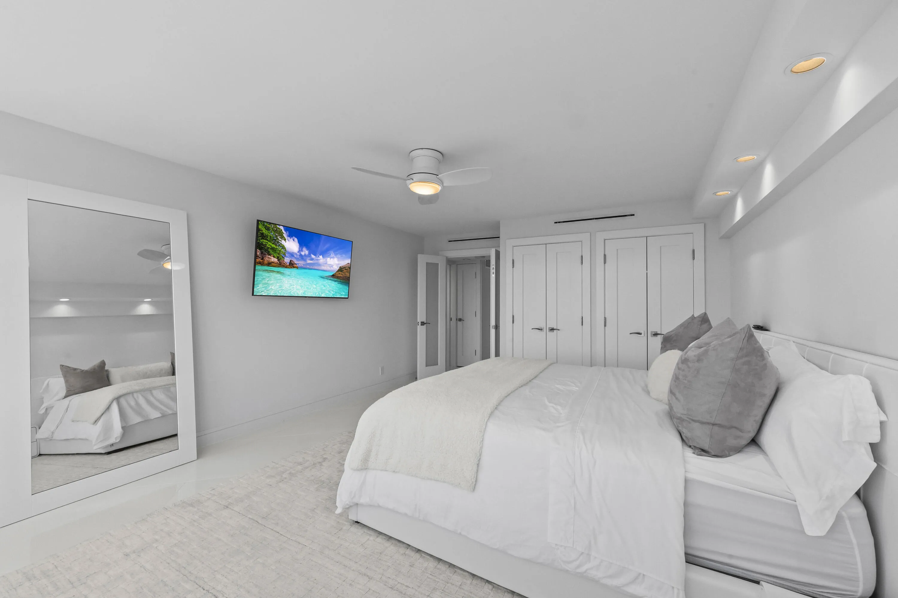 Guest Bedroom-Den-Study