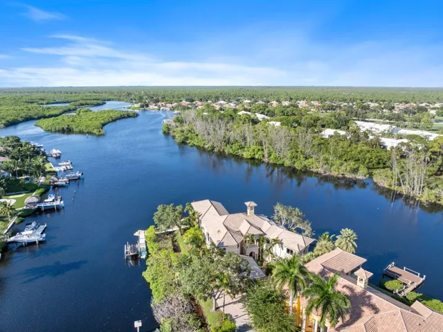 Point Lot with Panoramic view of the Loxahatchee River on a peninsula