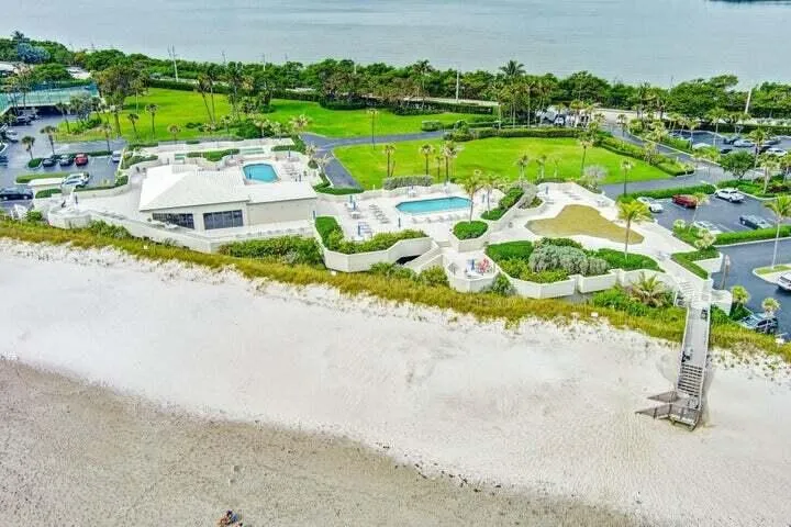 Clubhouse Pools and shufleboard