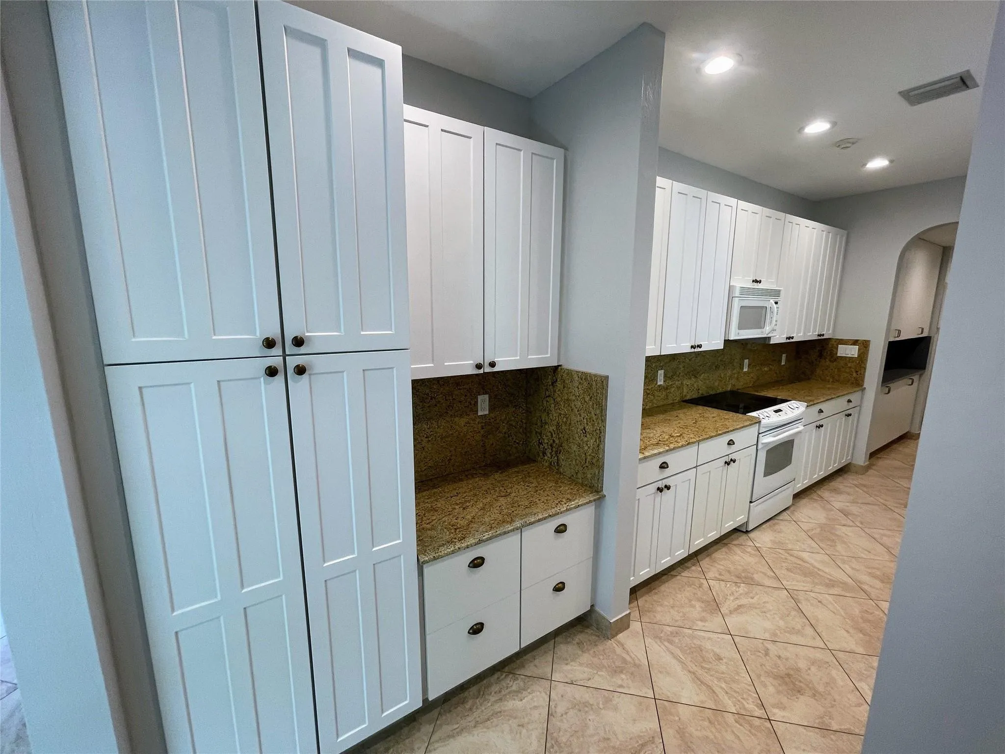 Property photo 44