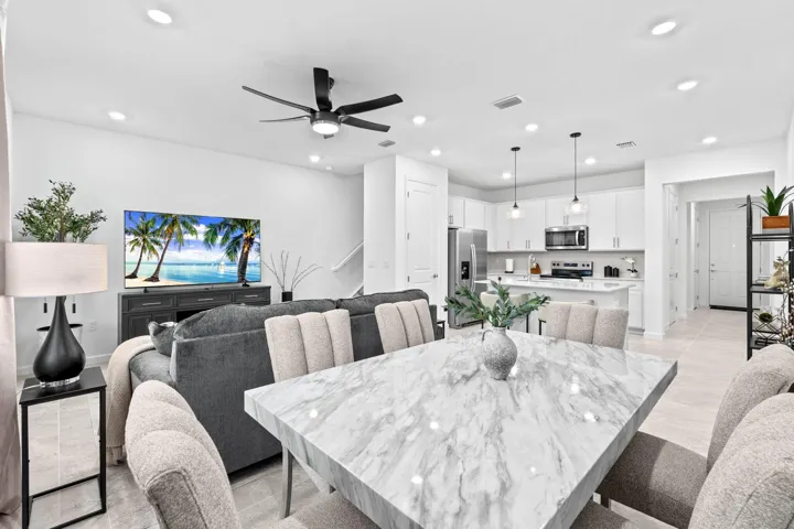 4-web-or-mls-A7402863