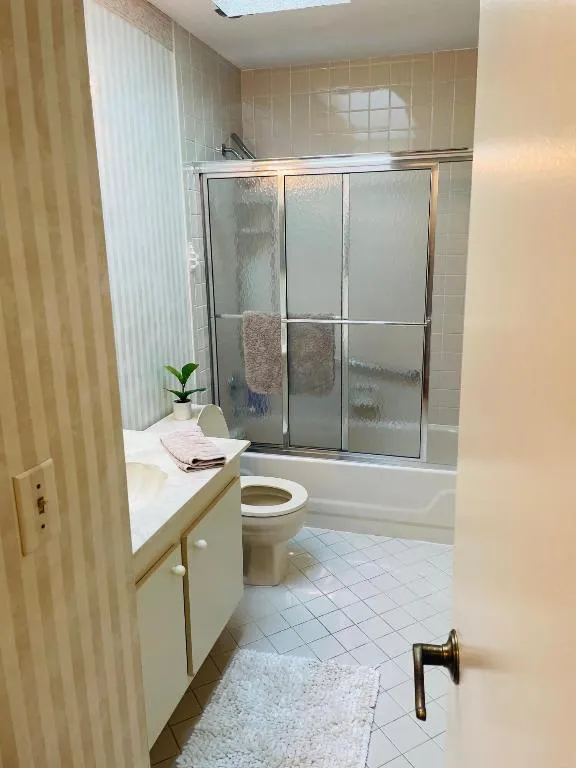 2nd Bath 4