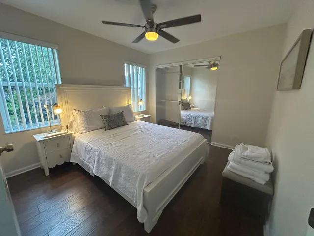 2nd bedroom - queen