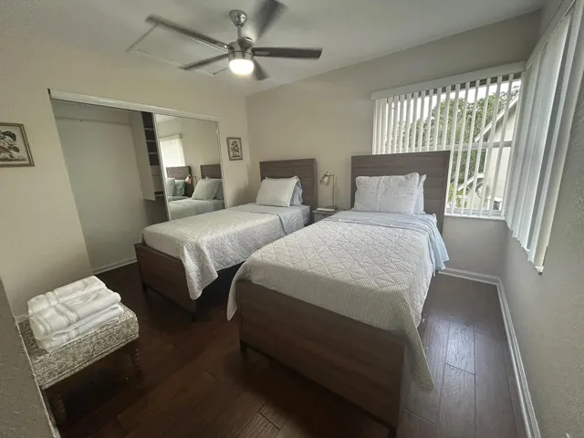 3rd bedroom - 2 twin beds