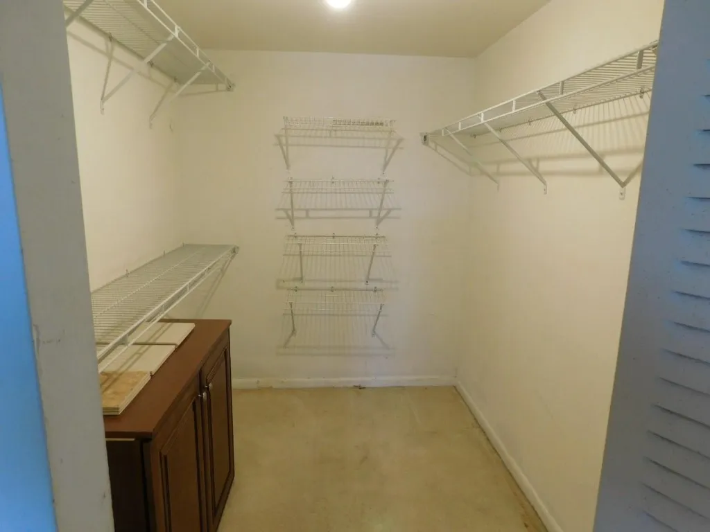 Walk In Closet