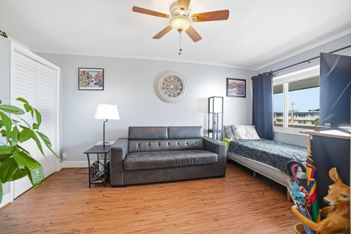 Bedroom 2 or Den