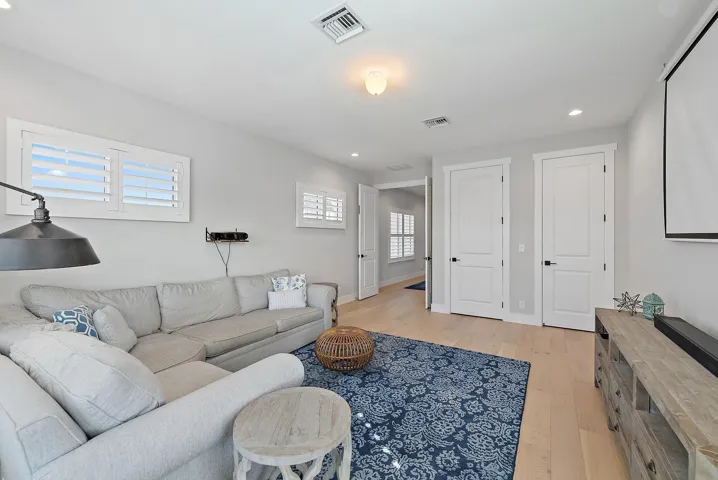 9316 Crestview Cir-51