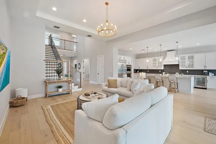 High Ceilings, Coffered Ceiling & Open Concept