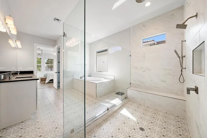 9316 Crestview Cir-42