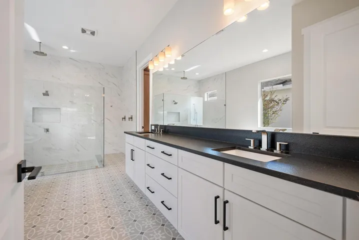 9316 Crestview Cir-40