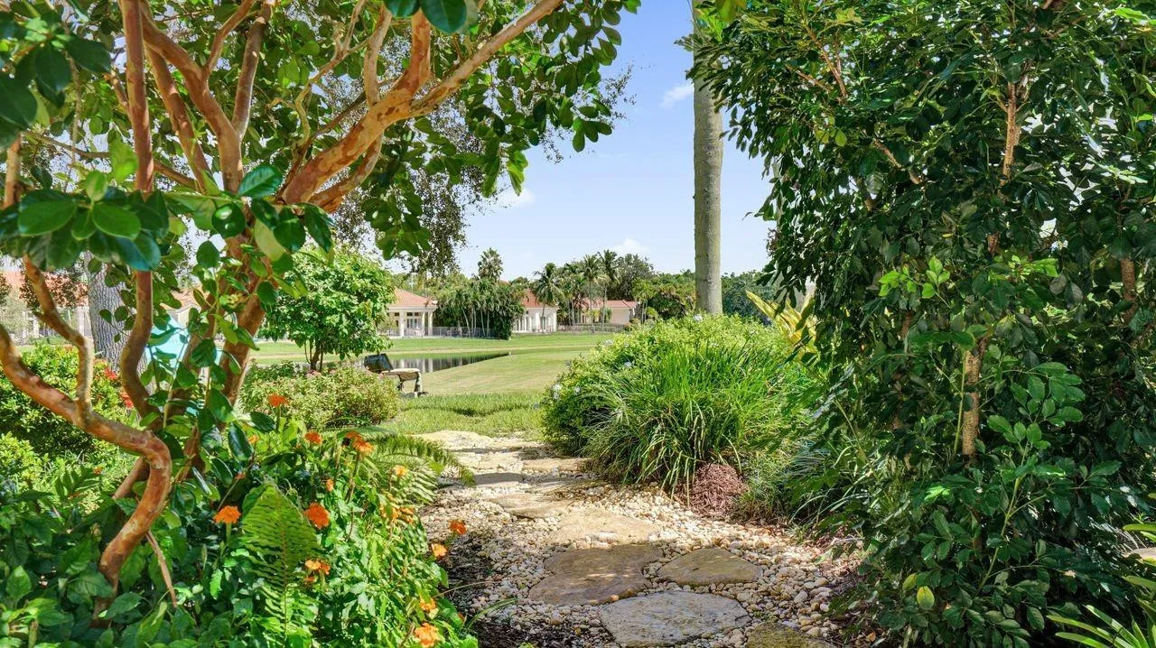 $25K recent landscaping with picturesque views.