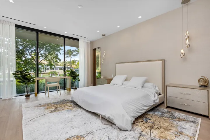 First floor en-suite VIP Guest Room