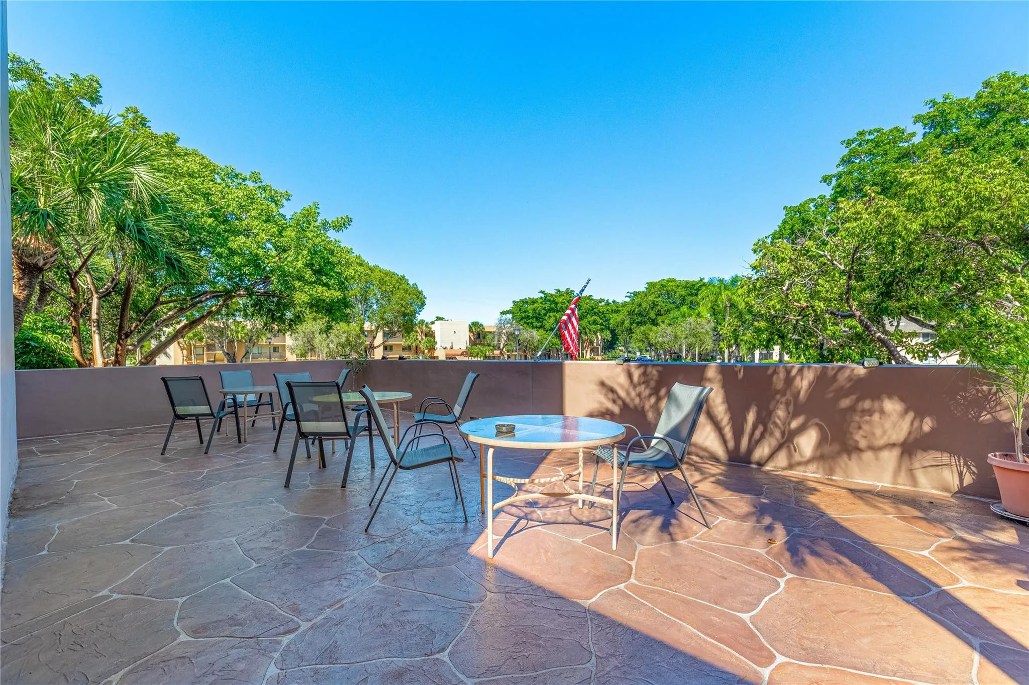 SECOND FLOOR COMMUNITY PATIO