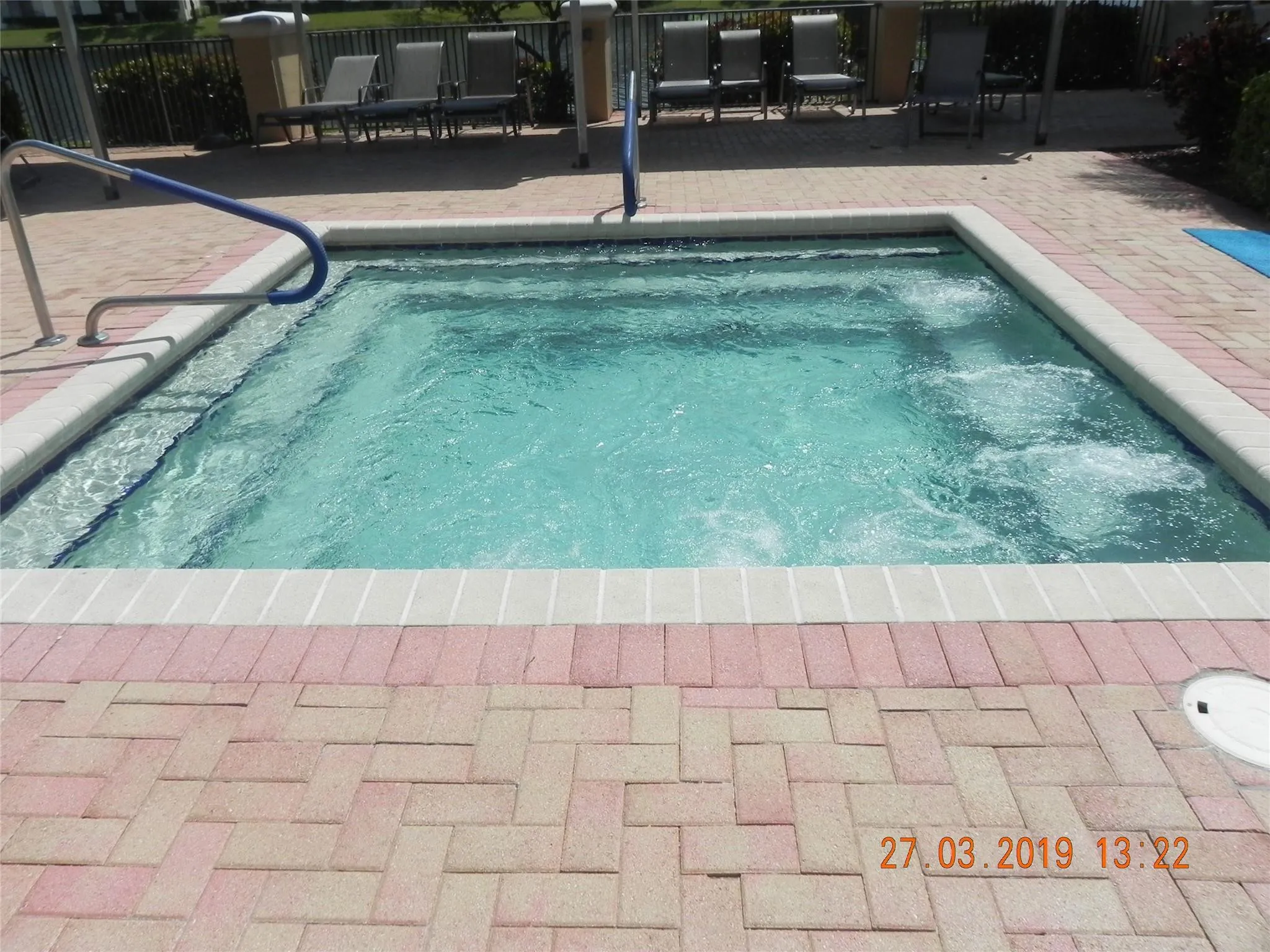 OUTDOOR JACUZZI