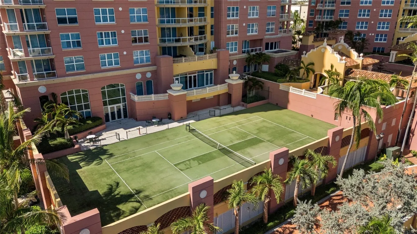 Tennis