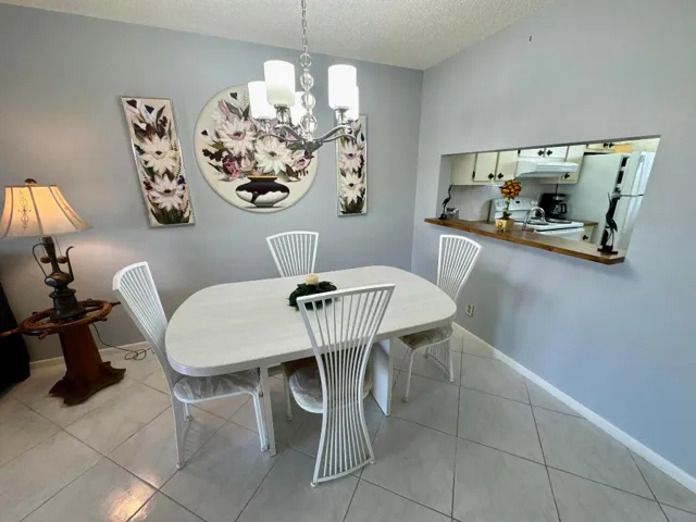 Dining_room_3_7214_Golf_Colony_Court_204