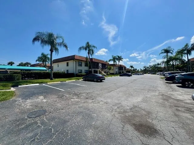 Parking_view_7214_Golf_Colony_Court_204
