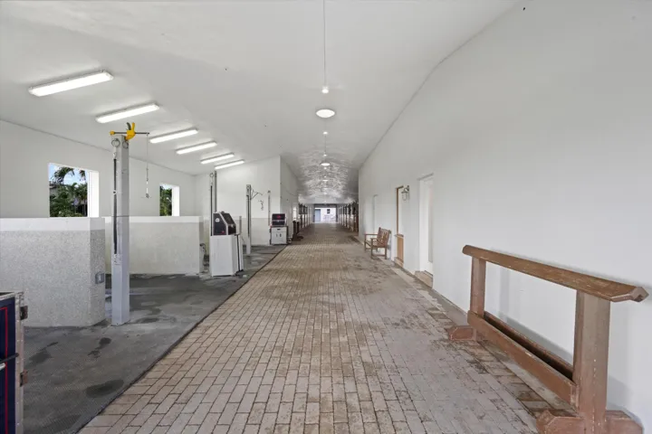 BARN 2