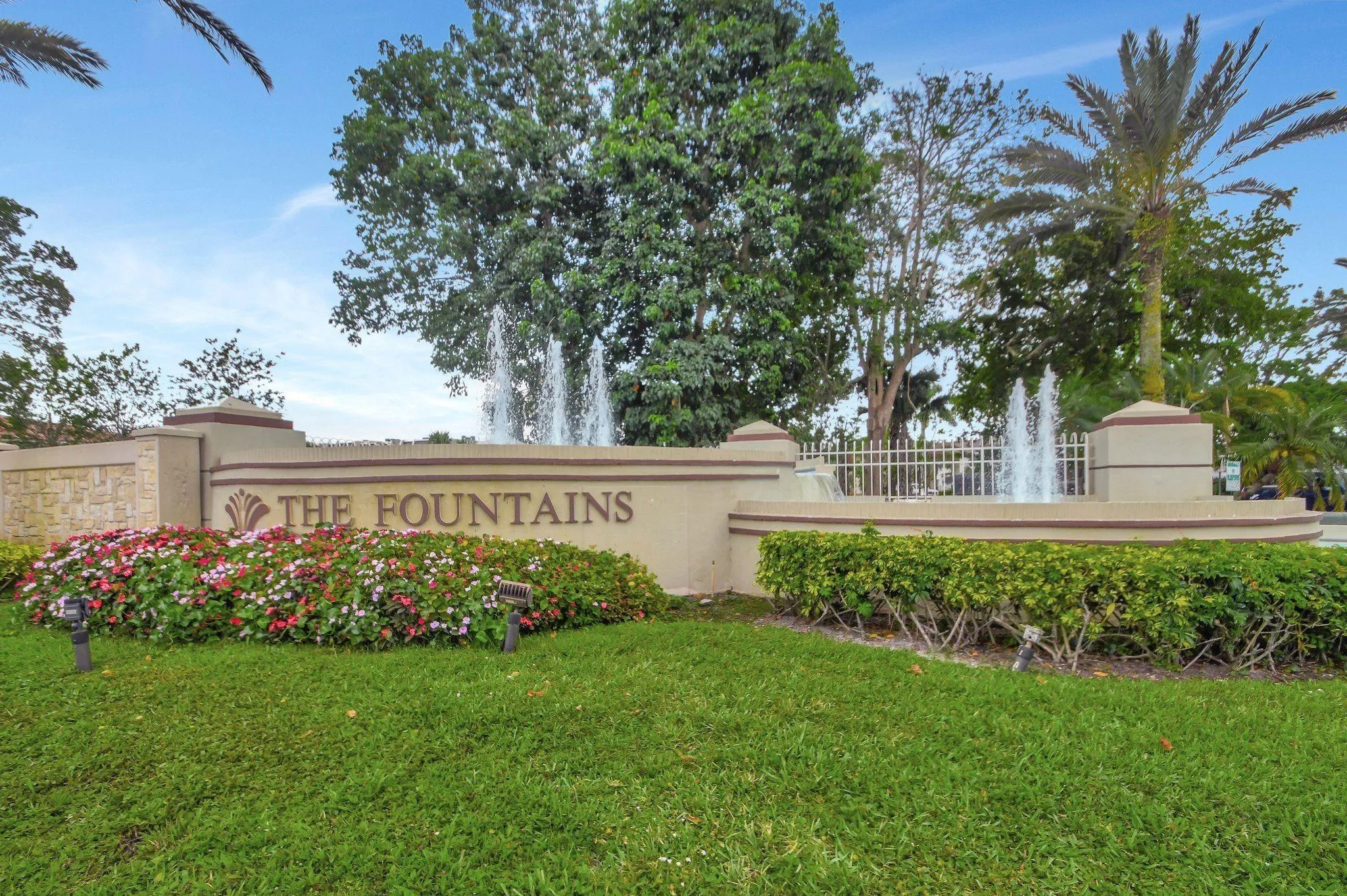 Property photo 100