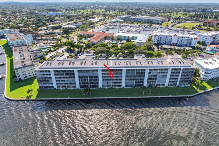 Intracoastal-view-condo-North-Palm-Beach-Lands-End