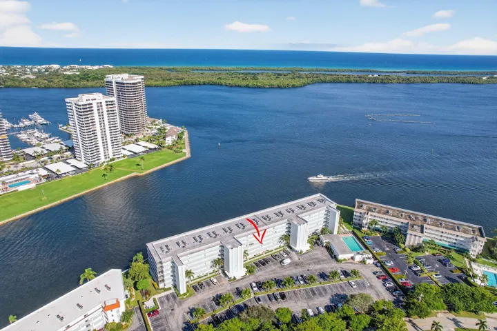 Intracoastal-view-condo-North-Palm-Beach-Lands-End