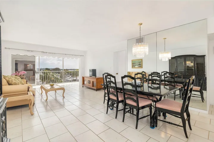 spacious living & dining room to open patio to watch the boats go by