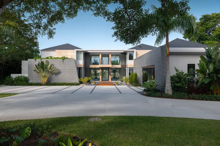 488 S Beach Rd, Jupiter Island, 33455-8