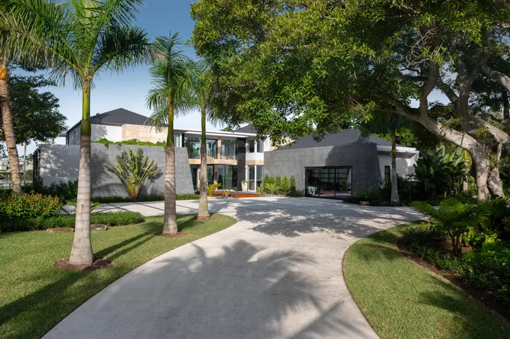 488 S Beach Rd, Jupiter Island, 33455-7
