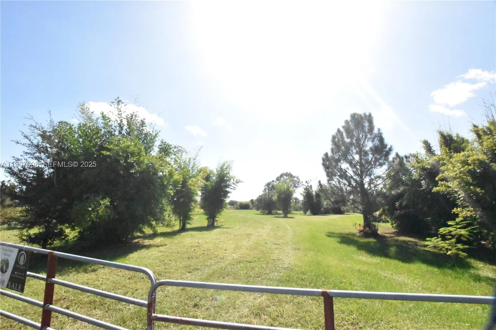 Property photo 28
