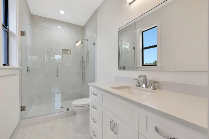 BATH ROOMS