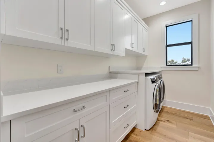 2ND FLOOR LAUNDRY ROOM