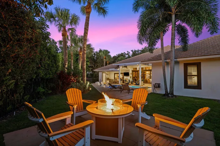 FIRE PIT