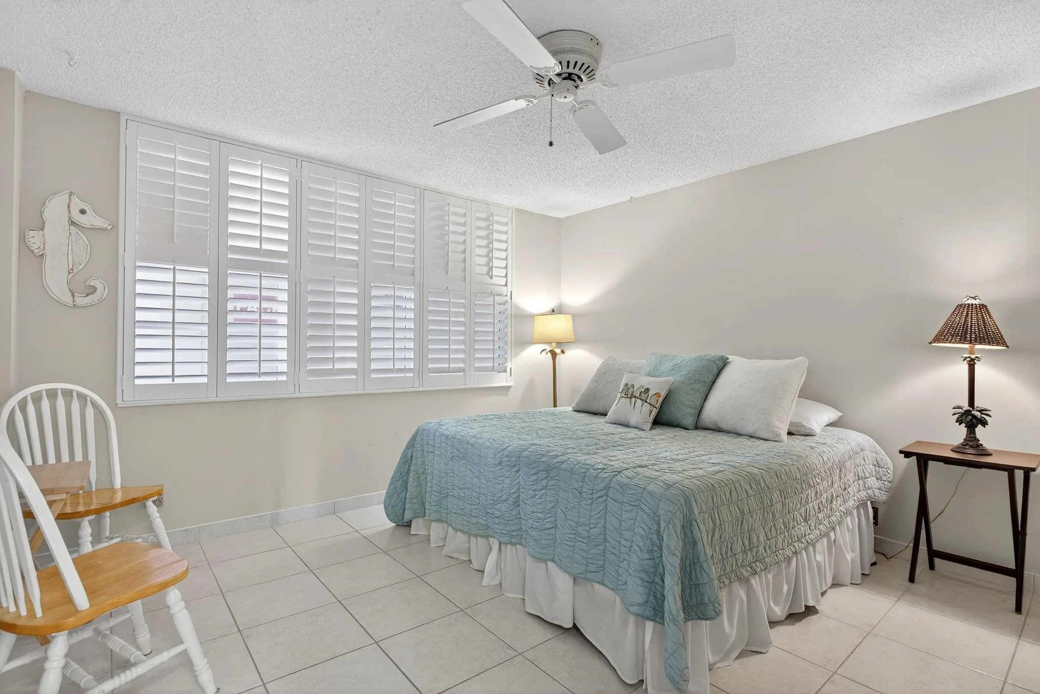 Guest bedroom