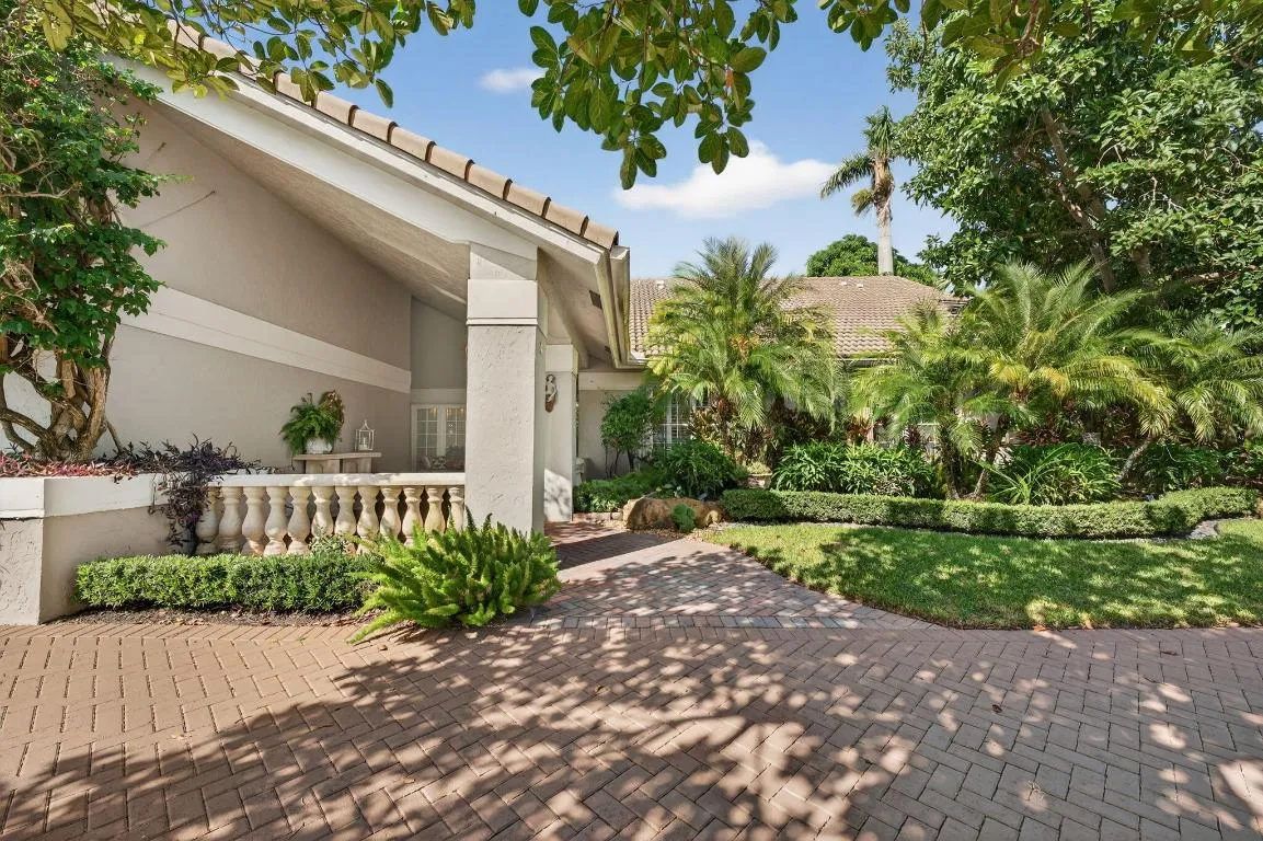 7205 Mandarin Drive