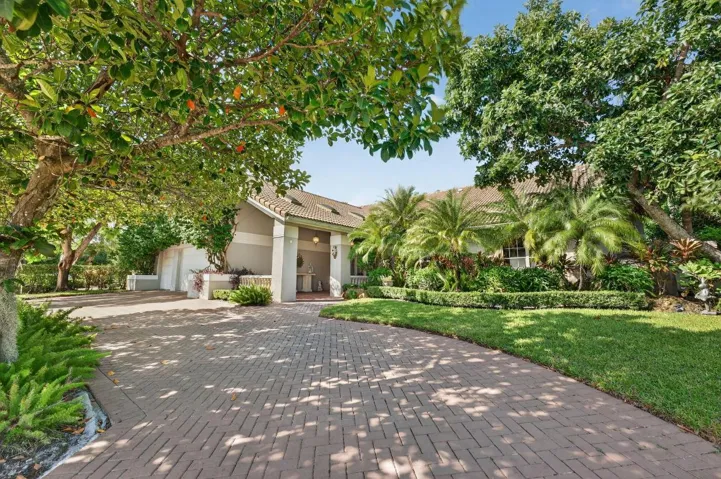 7205 Mandarin Drive