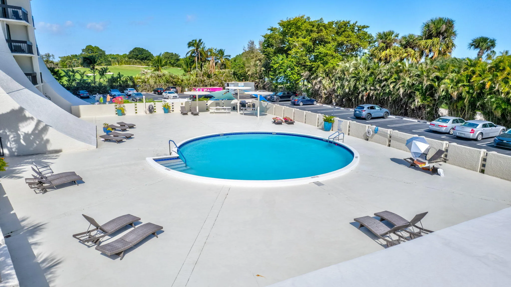 HEATED POOL ALL YEAR LONG