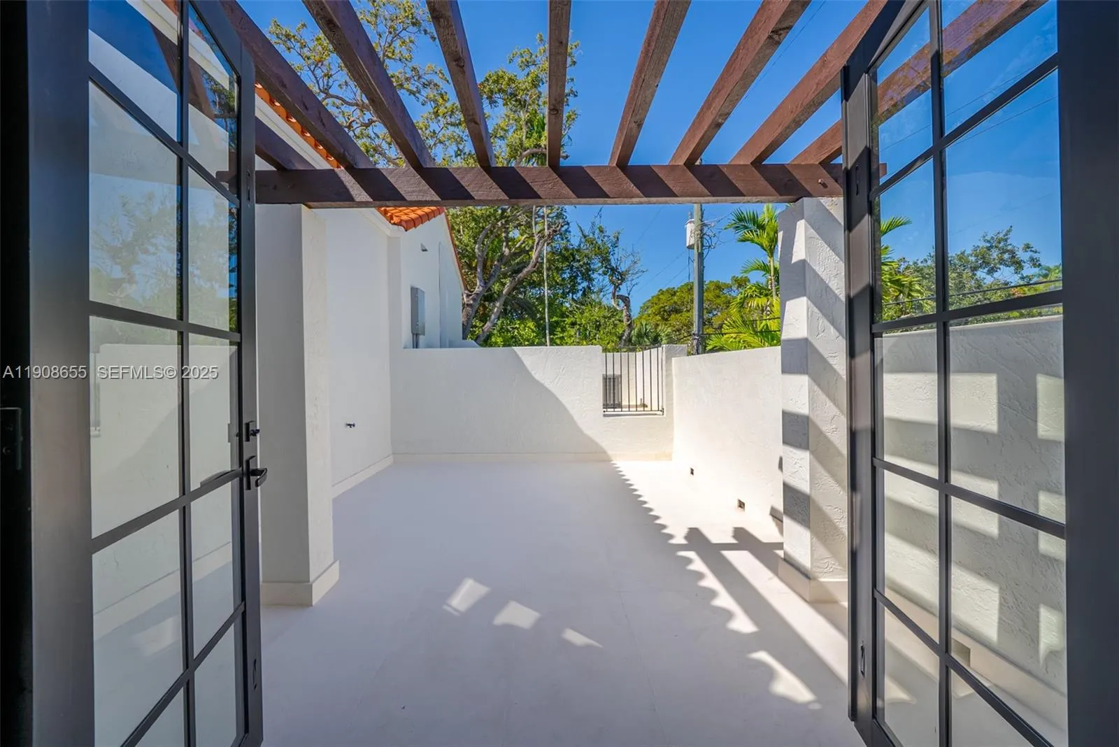 Property photo 105