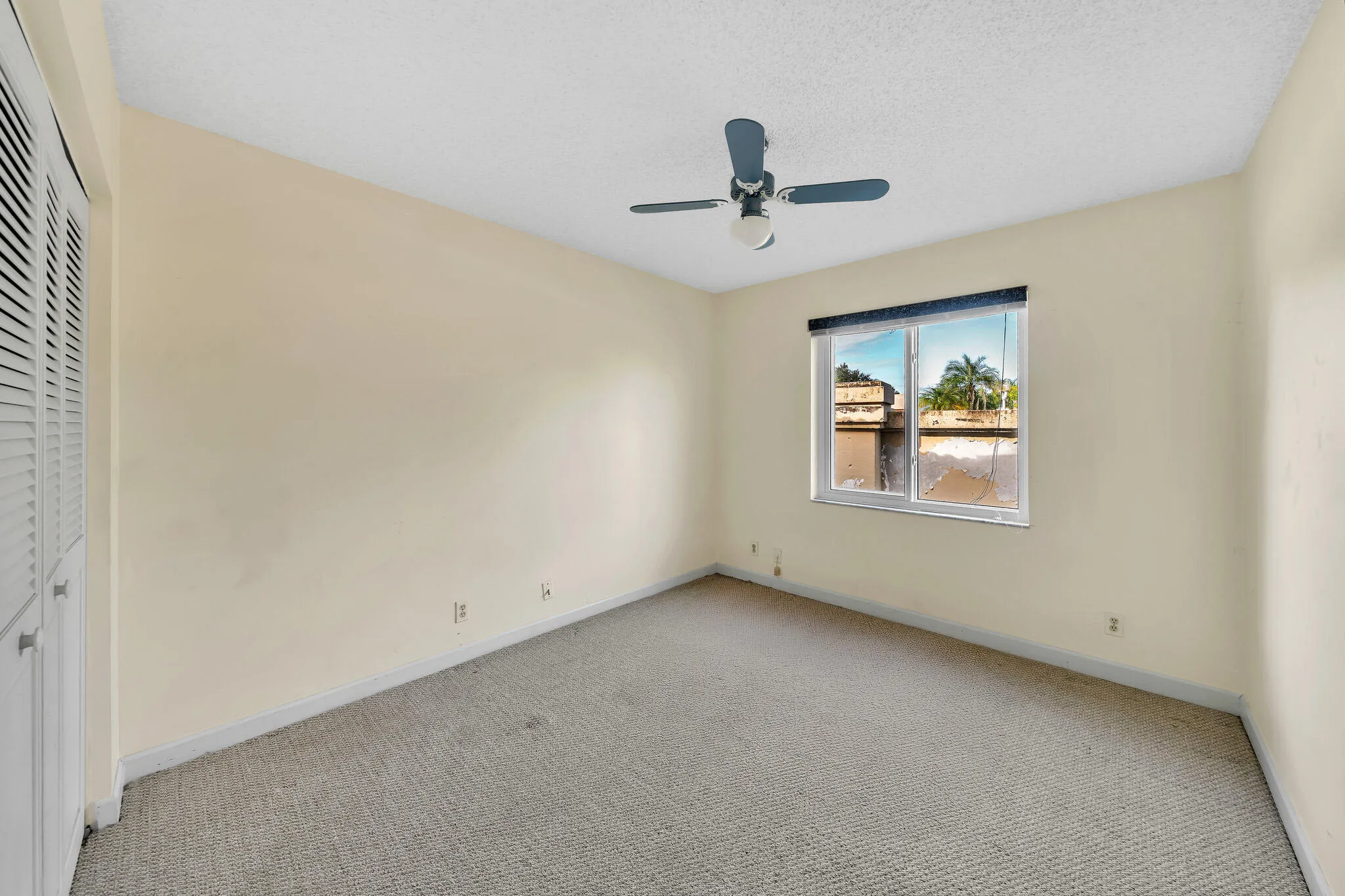 14 Guest Bedroom B (1)