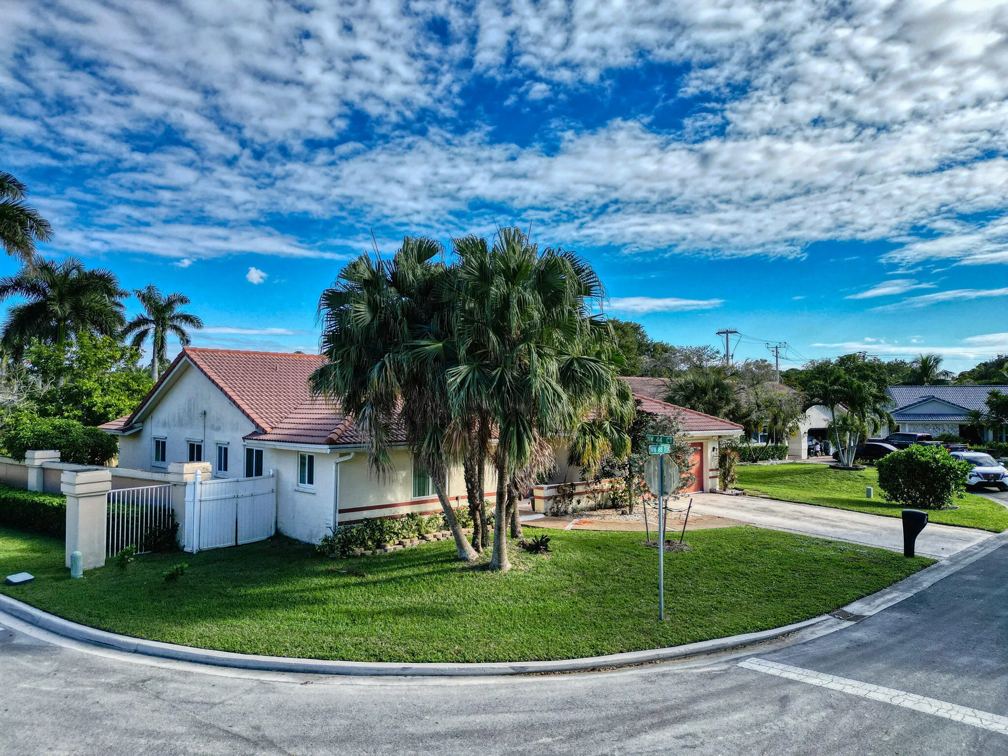 19 Driveway (2)