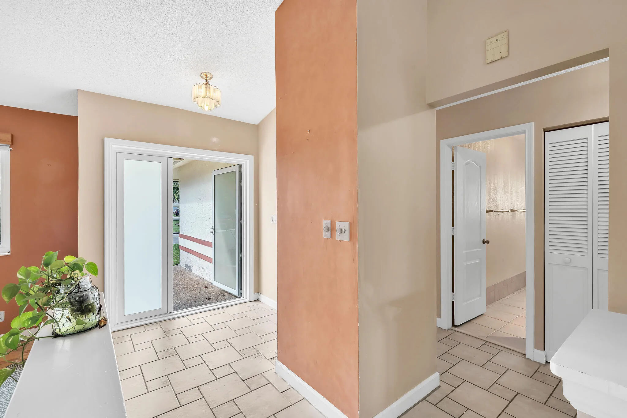 10 Bedrooms (1)