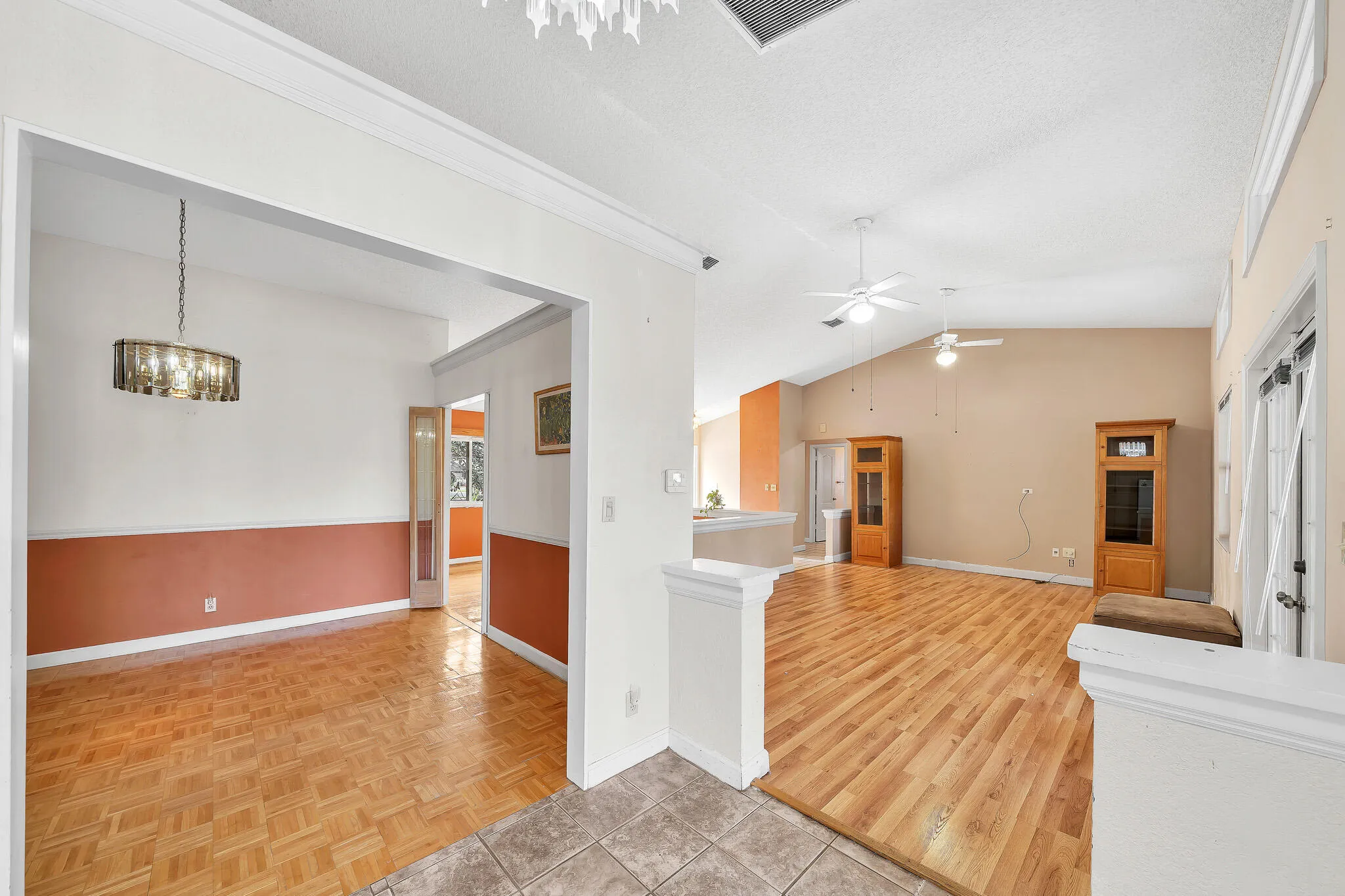 8 Dining Area (1)
