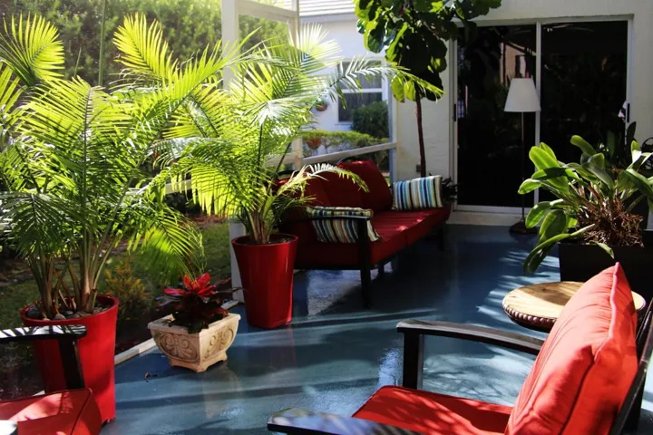 Eastside Fla Room