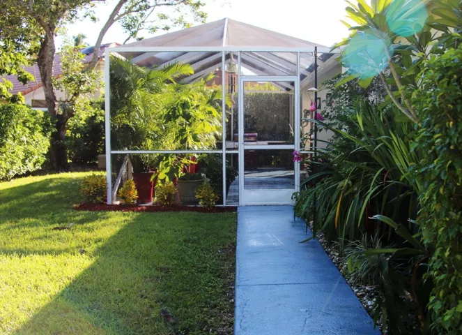 Path to the Fla Room