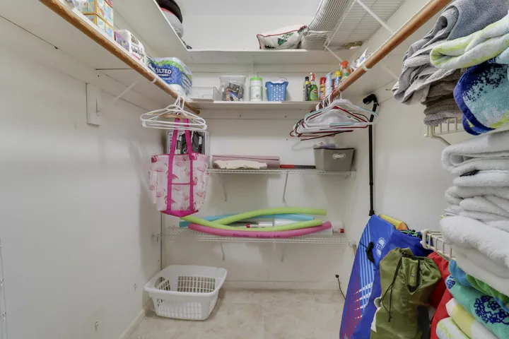 Walk In Closet