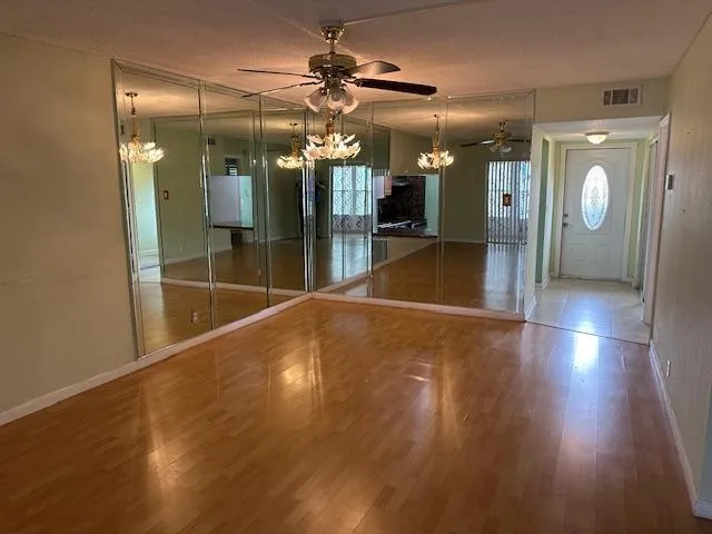 t6