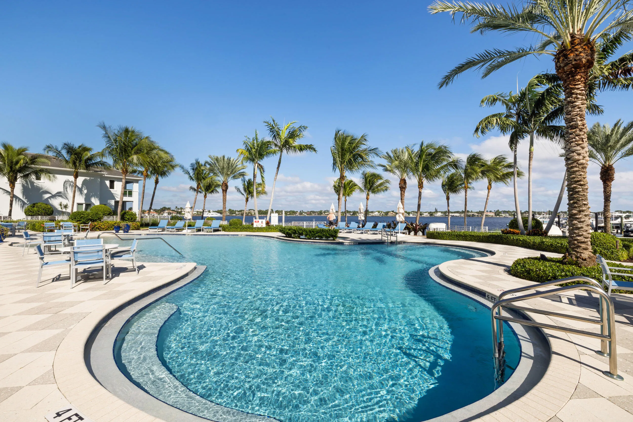 Building Pool