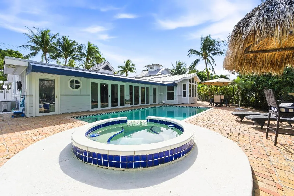 POOL AND SPA