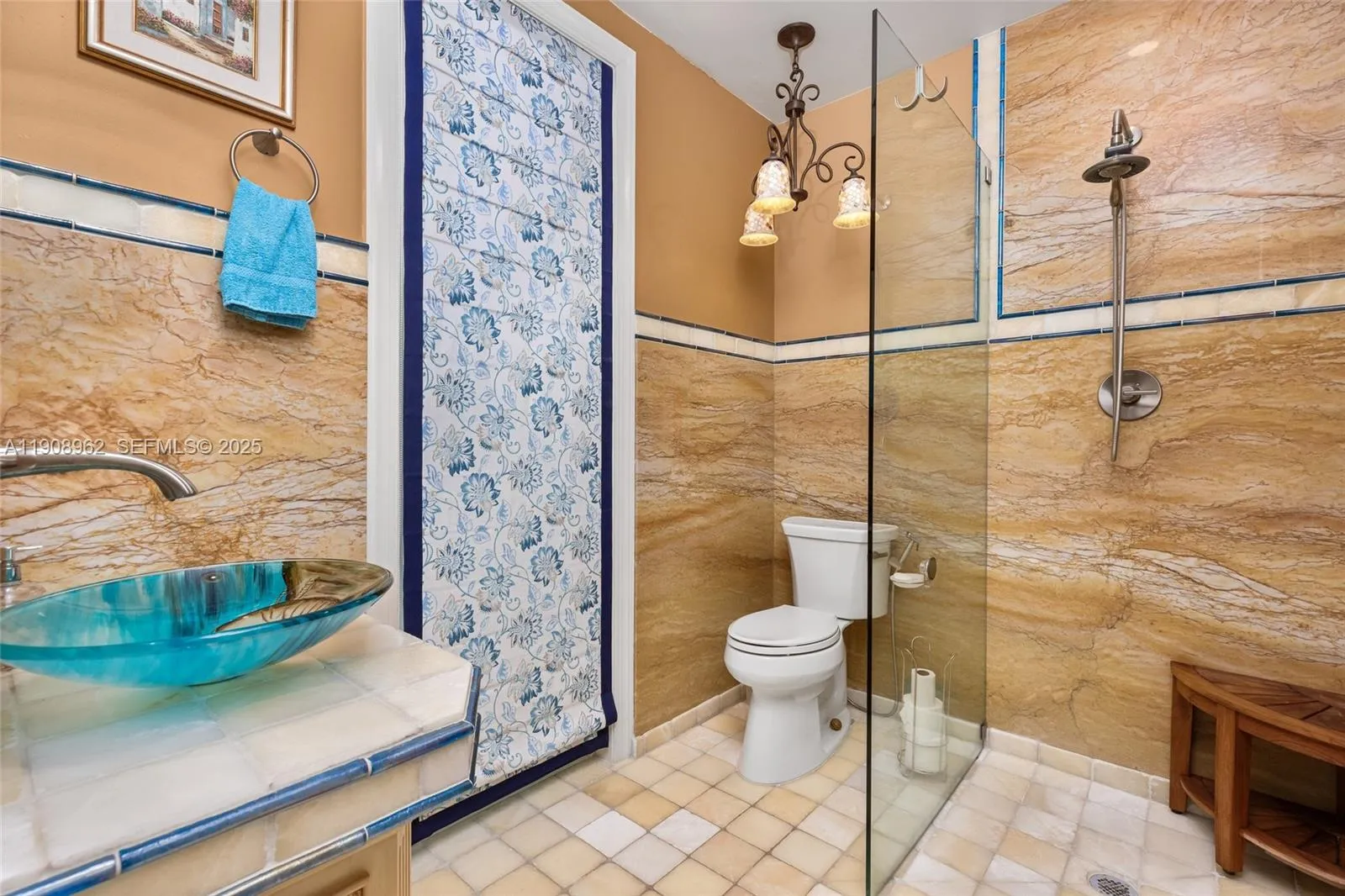 Guest Bathroom 1