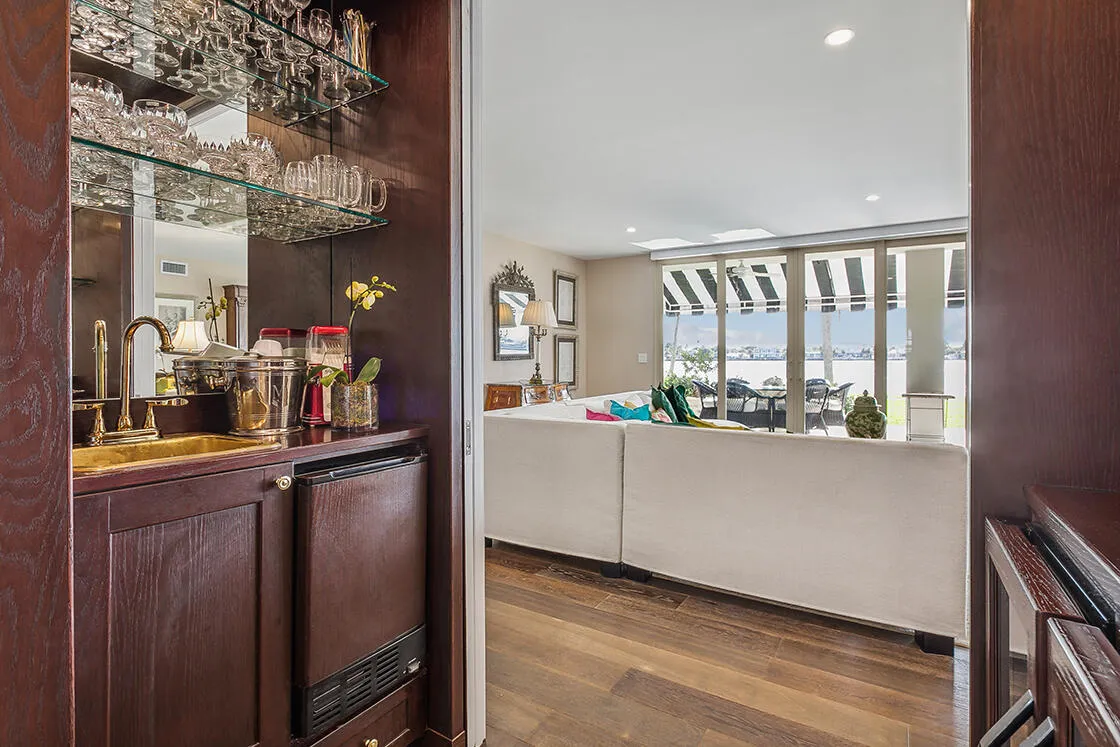 Wet Bar