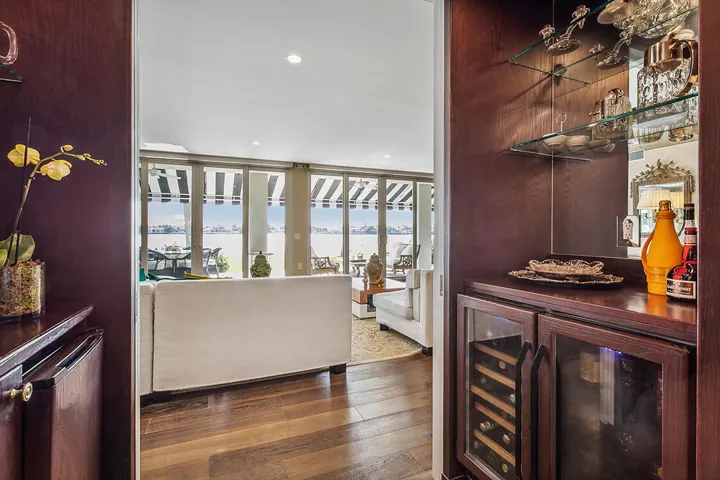 Wet Bar
